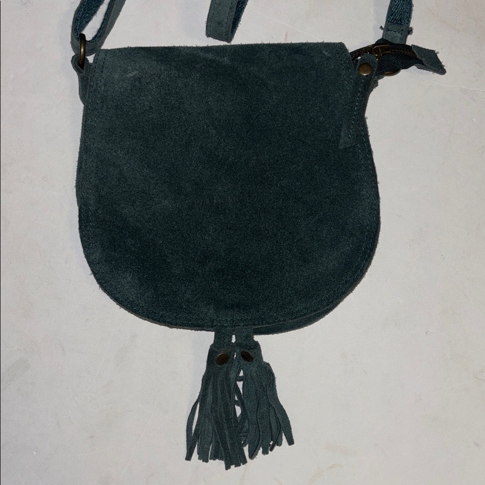 FAT FACE GREEN SUEDE MINI CROSSBODY BAG WITH FRINGE ADJUSTABLE STRAP ZIP CLOSURE